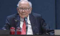 Featured image of post 【股神告别秀】94岁巴菲特宣布退休，2025年伯克希尔股东大会精华解读